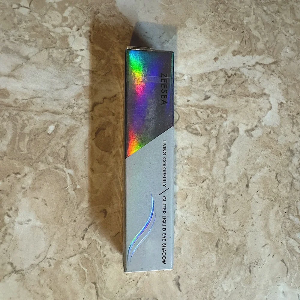 zeesea Glitter Galaxy Gold Liquid Eyeshadow Dazzling Shimmer 02 Garden of Eden